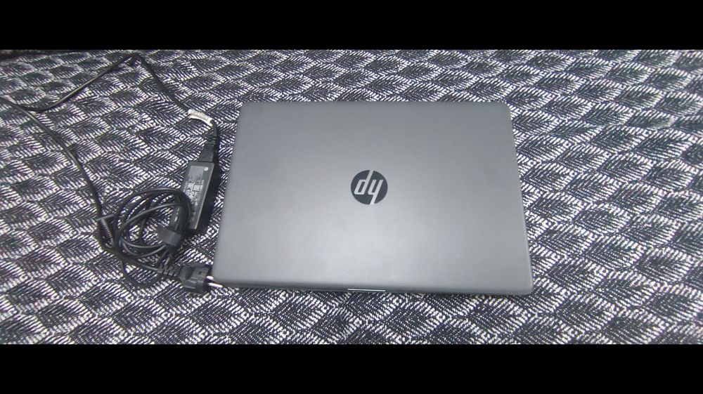 Laptop HP  15s eq1000nq 16gb RAM, 256 GB stocare
