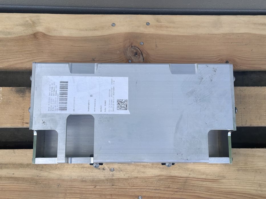 Метална кутия за батерия AUDI A6 A7 4K0915171E