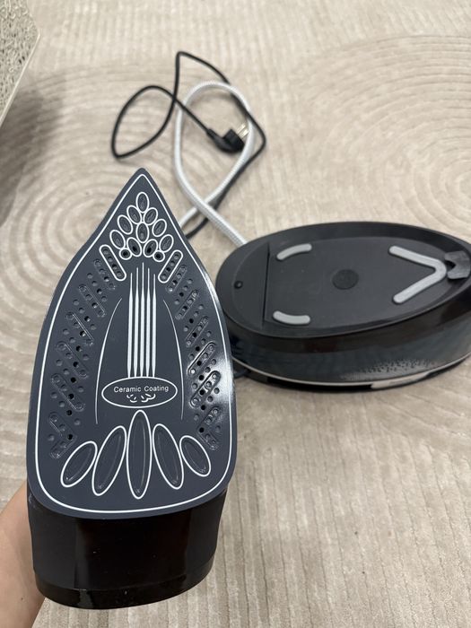 Утюг с парогенератором