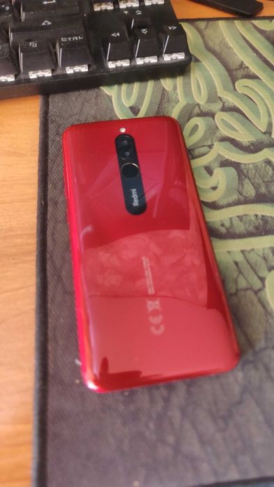 Телефон Redmi 8.