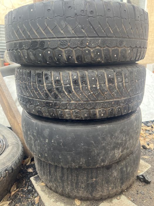 Продам шины с диском
