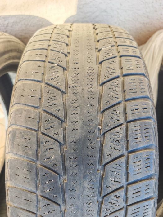 Резина 215/55/17