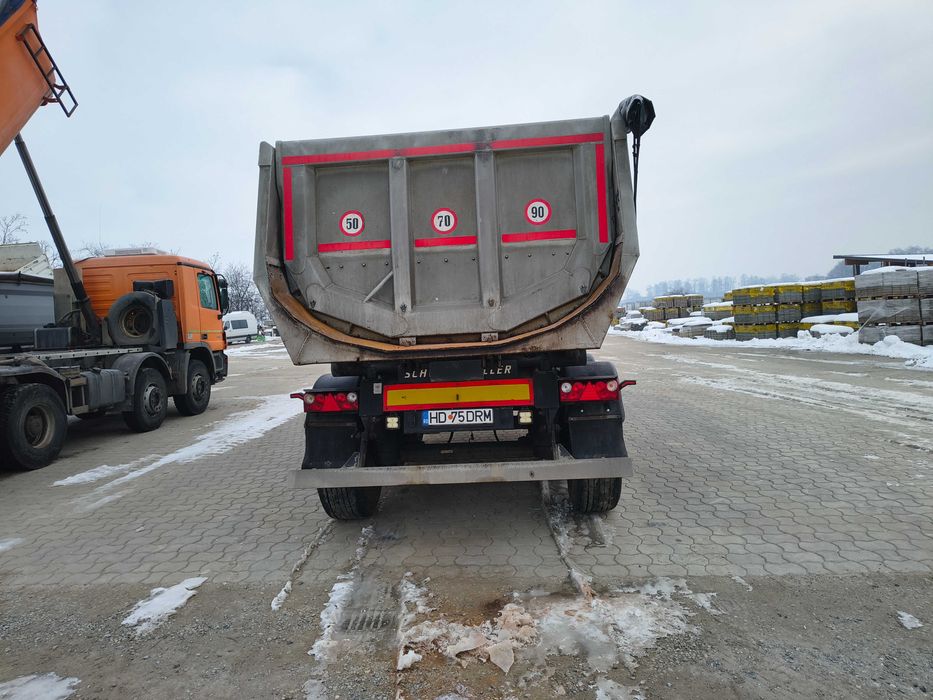 Semiremorca Schwarzmuller