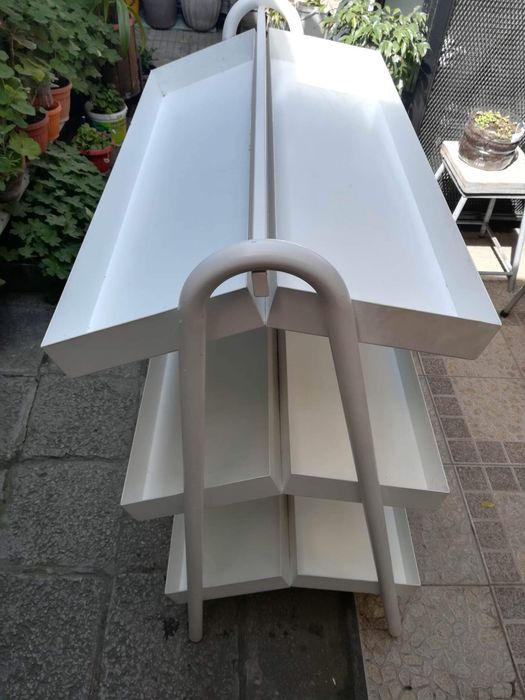 2 броя цветарници