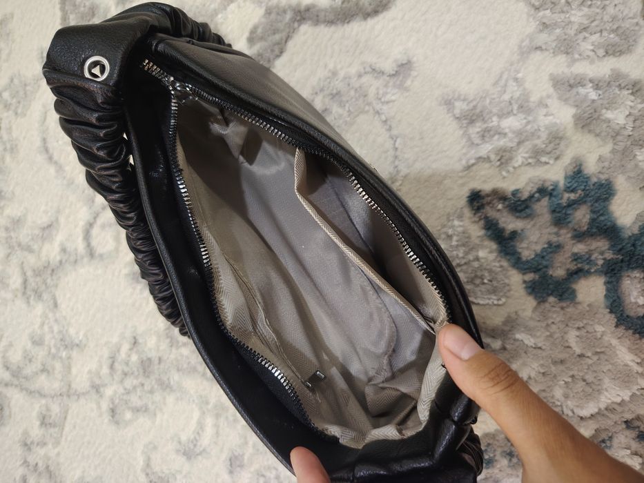 Ayollar sumkasi yangi