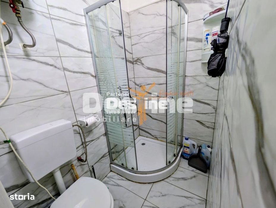 Cameră cămin 16 mp baie proprie mobilat și utilată renovată