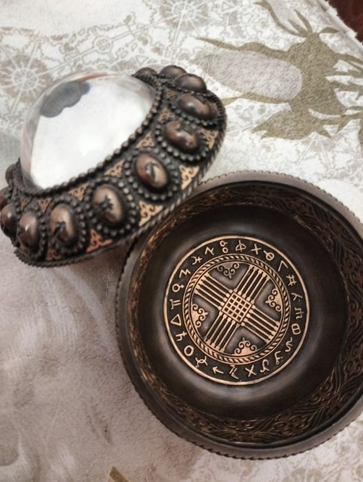 Продам шкатулку ,Empir .kz.