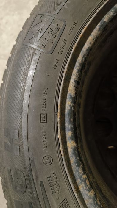 Гуми SEMPERIT с джанти