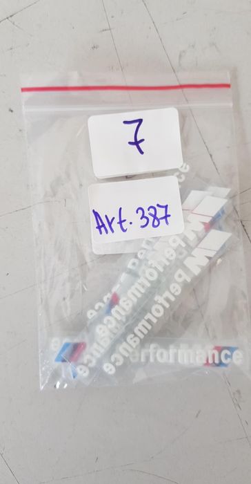 Стикери Бмв размер 2.7см на 0.9см