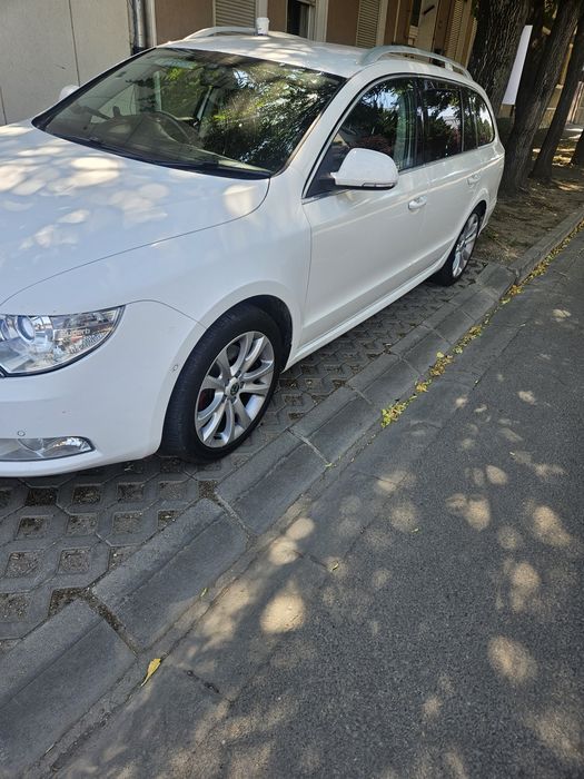 SKODA Superb 0