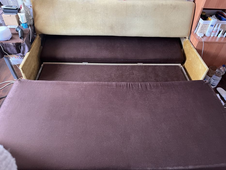 Vând Canapea Extensibilă