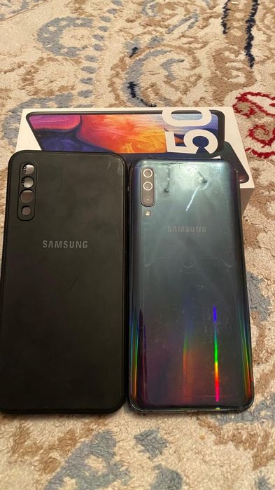 Продам Samsung a50 128gb