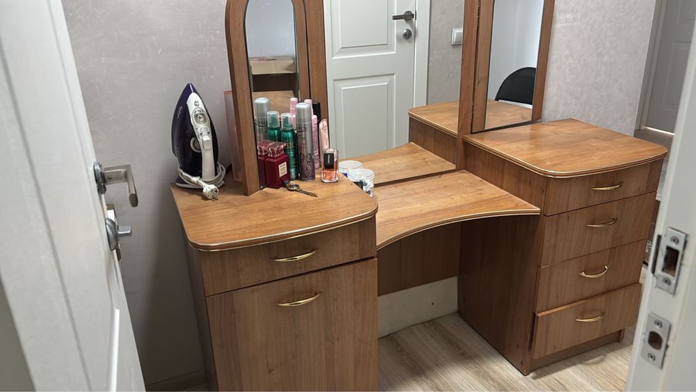 Спальная тумбочка