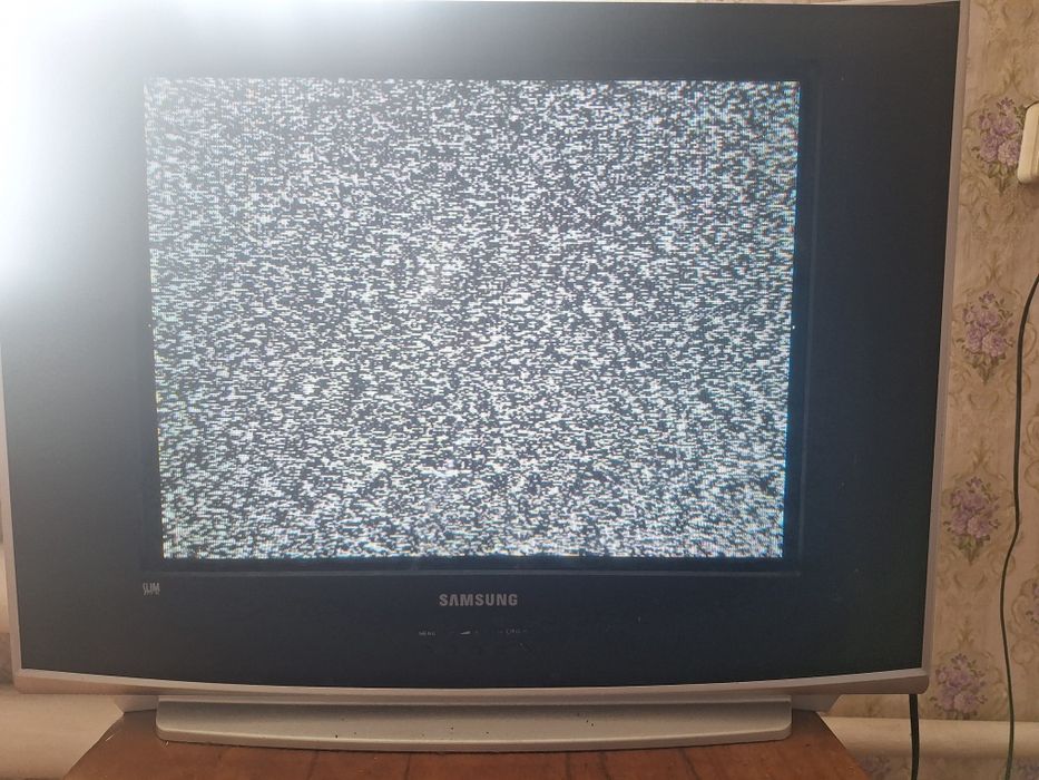 Продам телевизор.