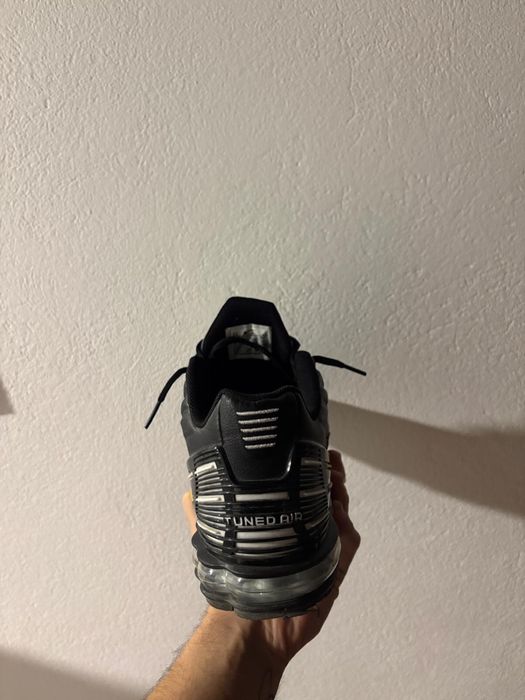 Nike tn plus.      !
