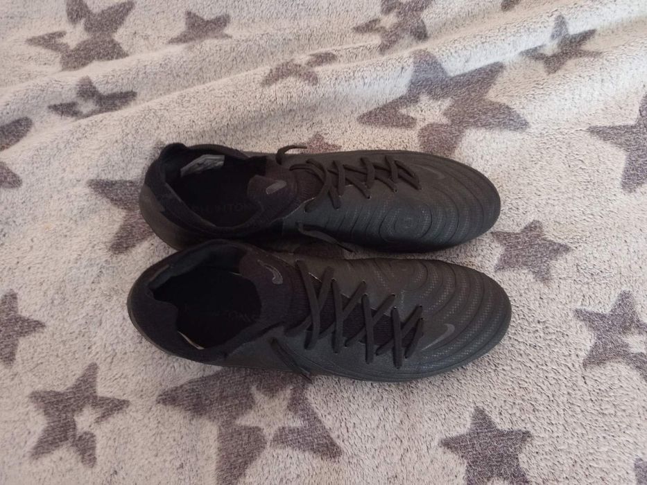 Футболни обувки 42 номер