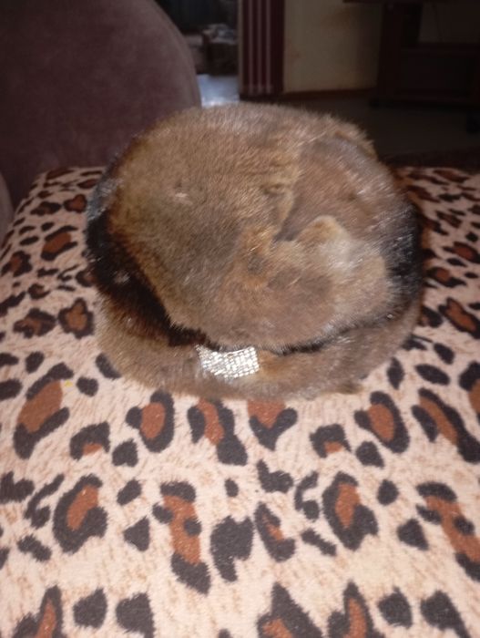 Настояния норковая шапка