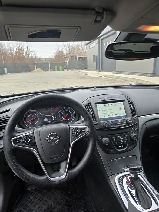 Opel Insignia Sports Tourer 4x4 Automat | Proprietar 4 ani | B20DTH | Fără investiții