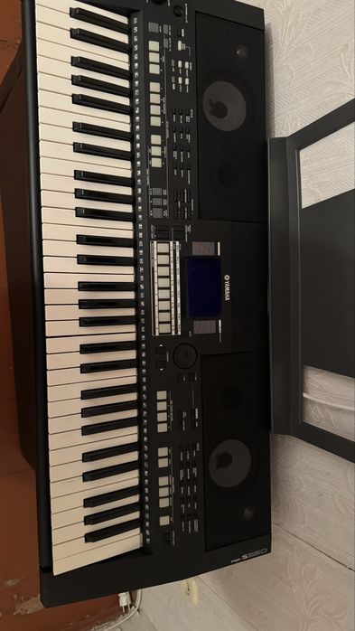 Синтезатор Yamaha PSR s550