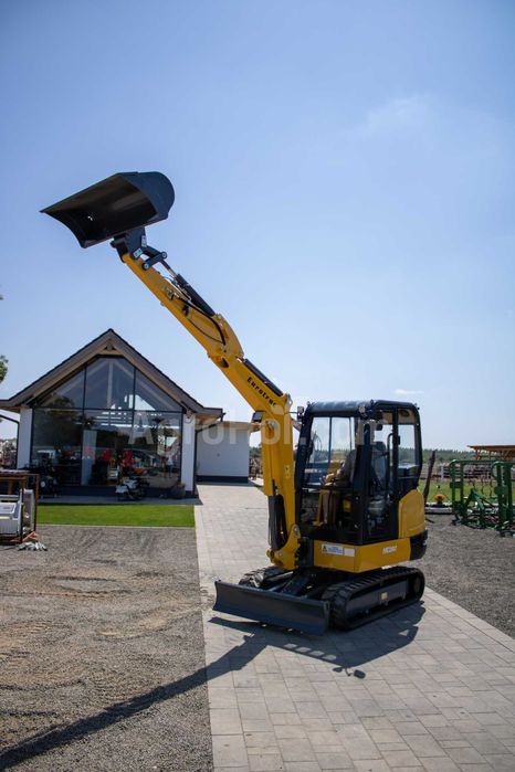 Excavator cu usa / Eurotrac HE18-C - HE28-C