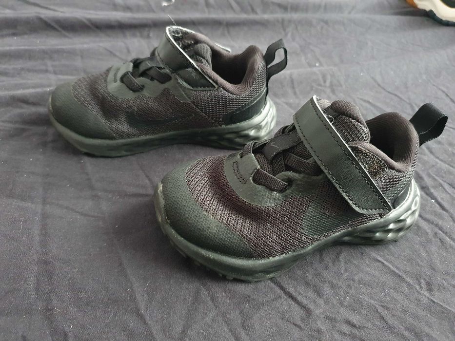 Adidasi copii Nike 22