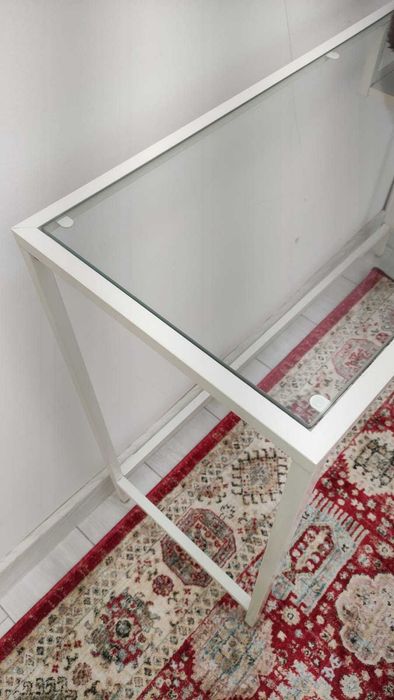 столик стеклянный