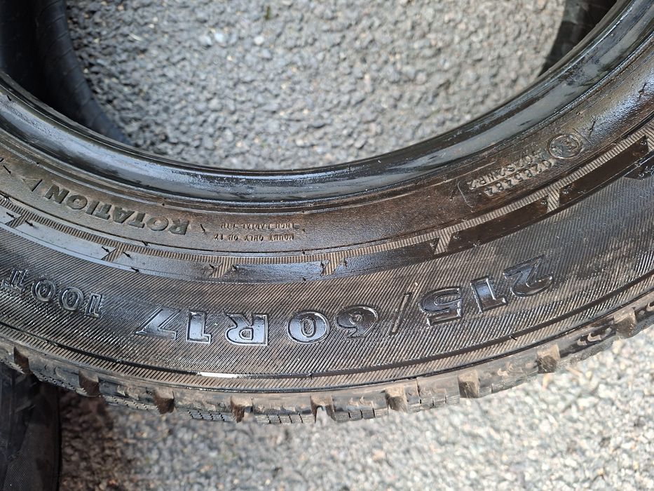 Продаю 4 автошины R17 215/60
