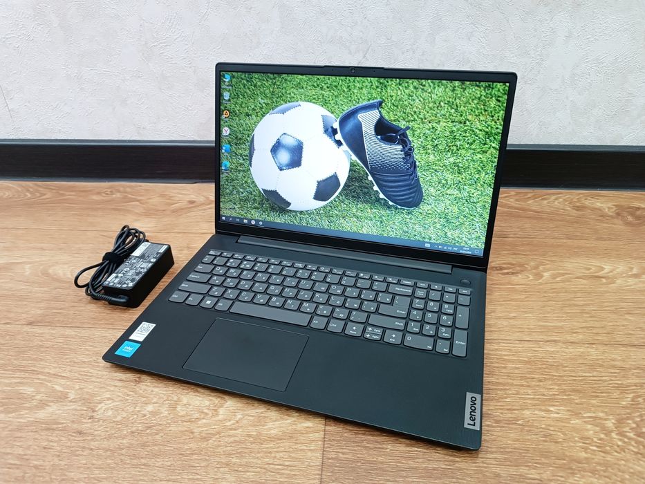 Ноутбук Lenovо ОЗУ 8ГБ, SSD m.2 256Гб.