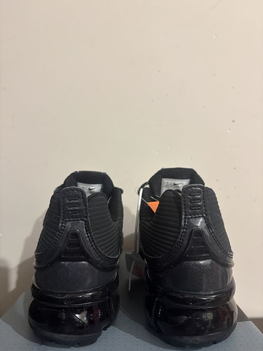 Nike Air Vapormax Plus 360 Black Chameleon - 40,41,44