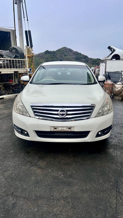 Ниссан на разбор….