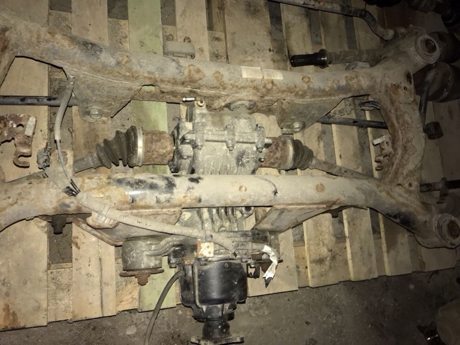 Grup/ Diferențial spate Nissan X- Trail