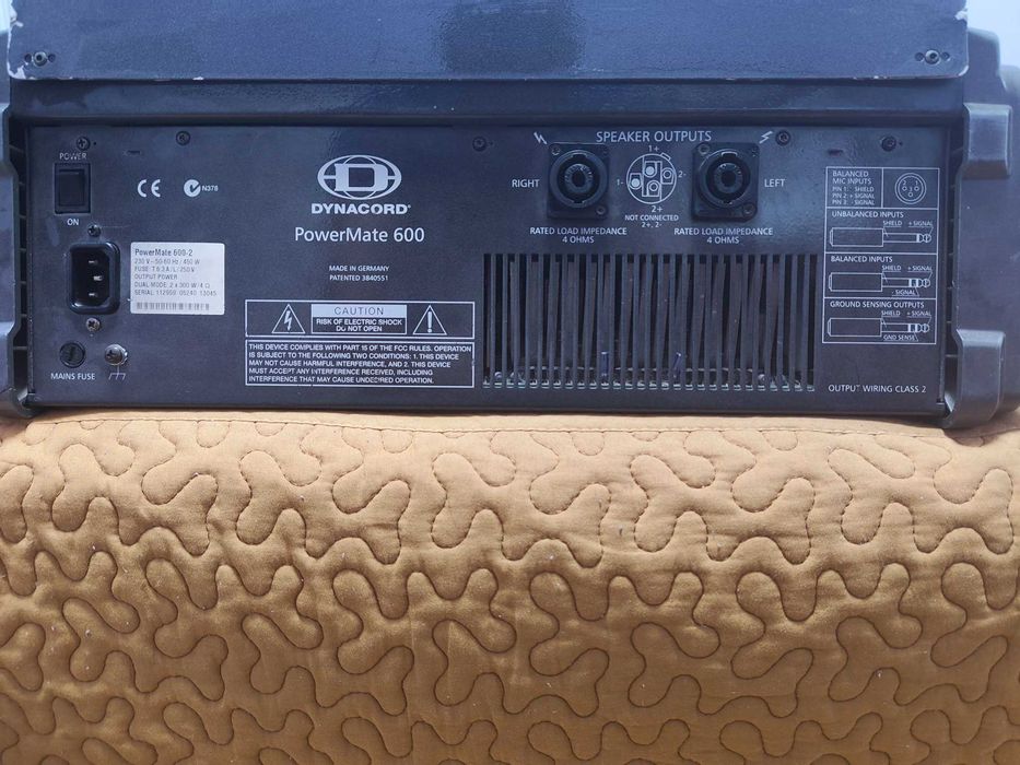 Vand Mixer Dynacord Powermate 600-2 si doua boxe pasive IBIZA XTK 15