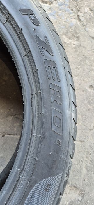 2 anvelope vara Pirelli 265/40/19.Pretul este pe bucata.