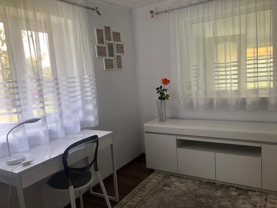Casa individuală de vânzare