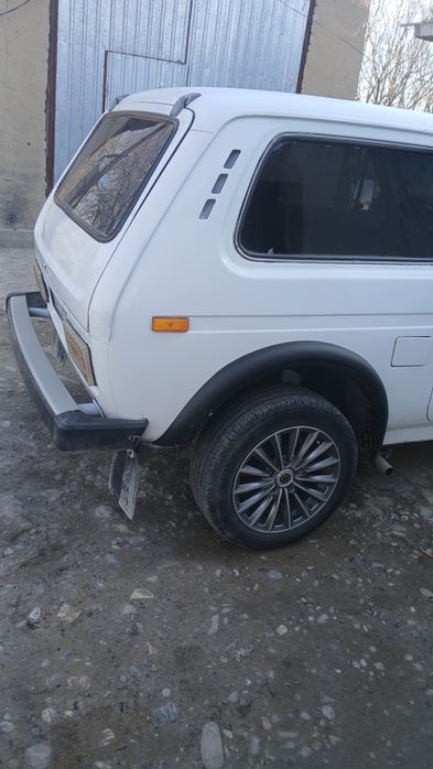 Lada 21218 Niva 1989 — 2
