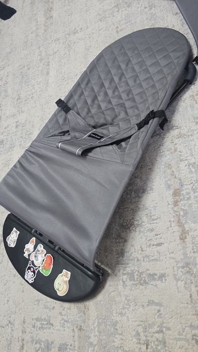 Продам жезлонг для новорождённых