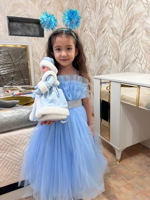 Продам платье очень красивое