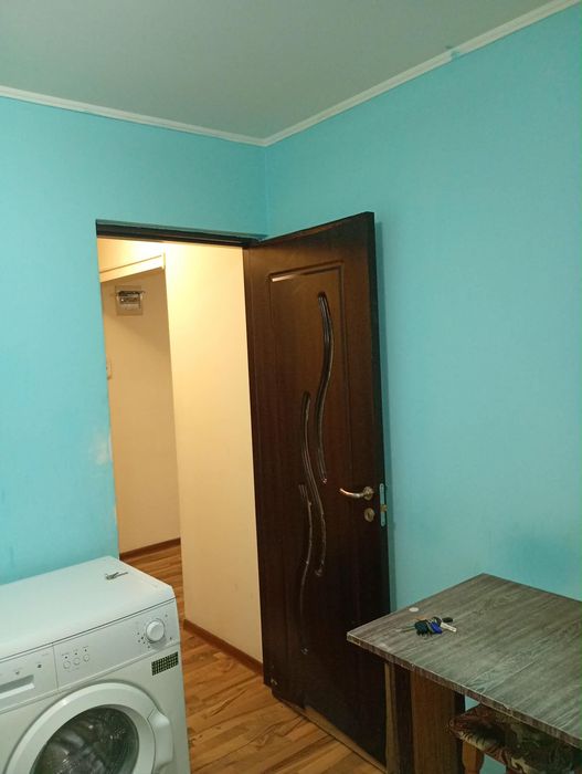 Închiriez garsoniera 25 mp decomandată in bloc de apartamente et.5-5.Zona Inel1.pret 1300ron + o luna garantie