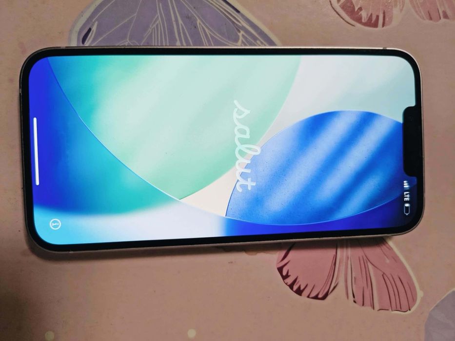 Vând iPhone 14 , Impecabil