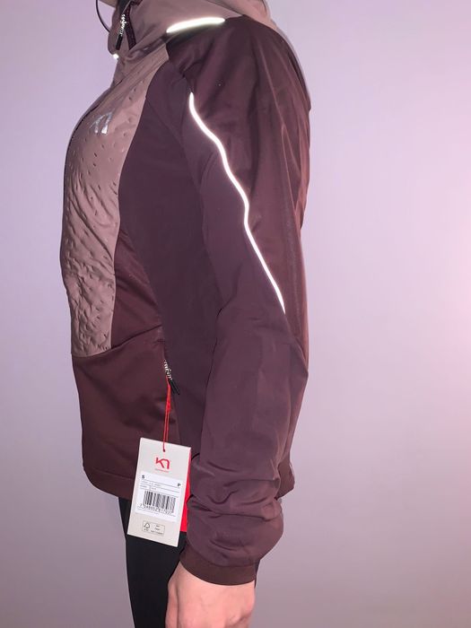 Geaca cu glugă Kari Traa