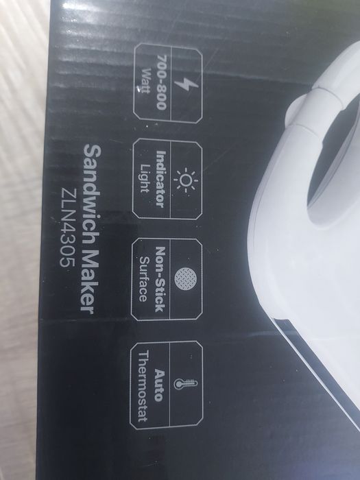 Sandwich maker aparat sandwich nou 700-800w