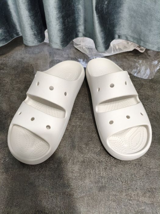 Оригинальные тапочки Crocs