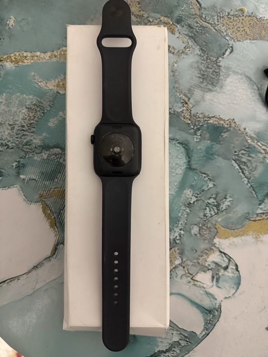 Продам apple watch se2