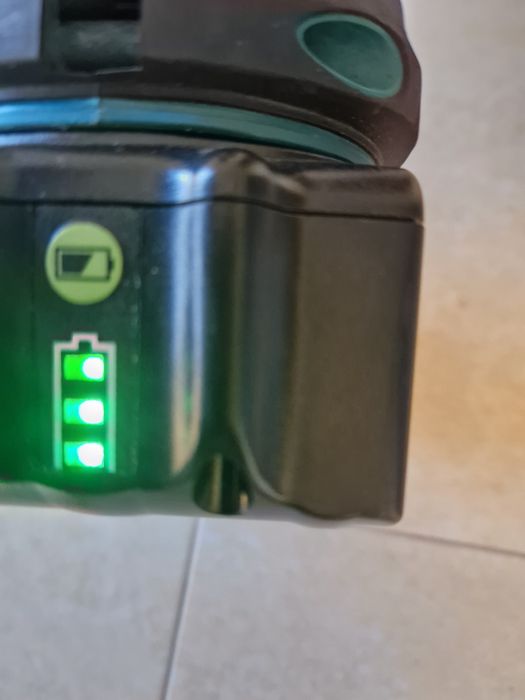 Makita DDF 484 - masina de gaurit si insurubat