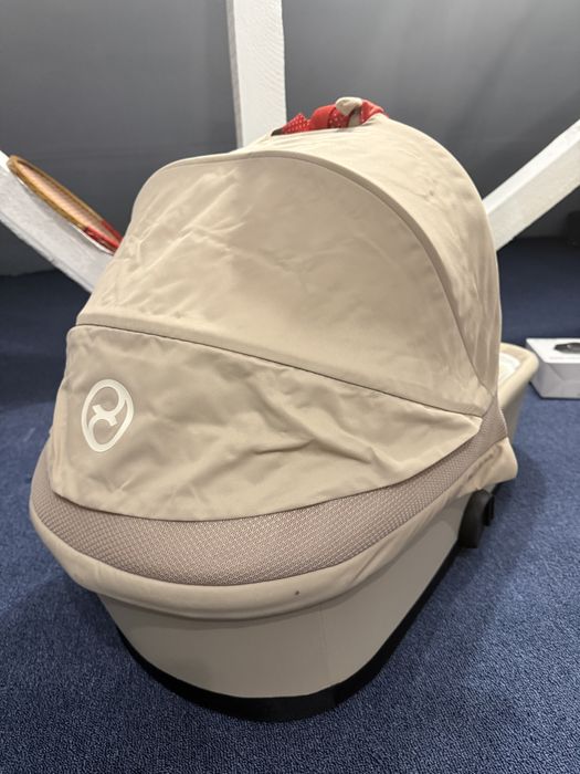 Vând Landou pentru cărucior Cybex Melio, ergonomic, Almond