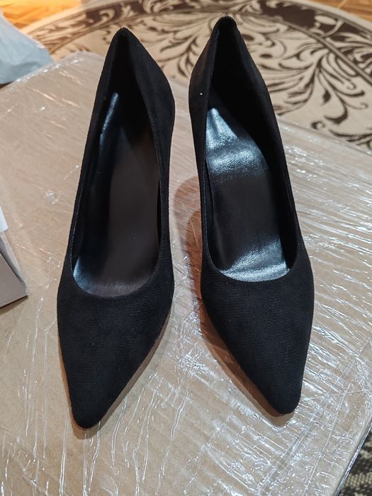 Продам новые туфли 36 р
