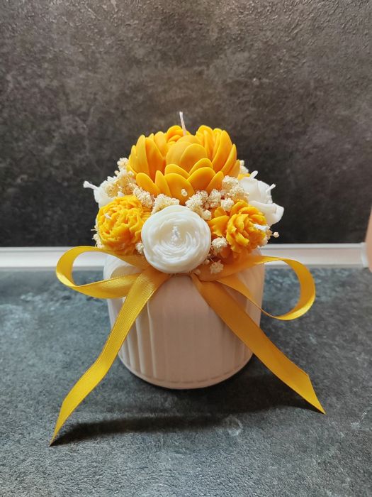 Букети от соеви свещи