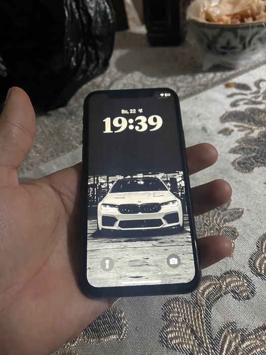 Айфон 11 про сотилади