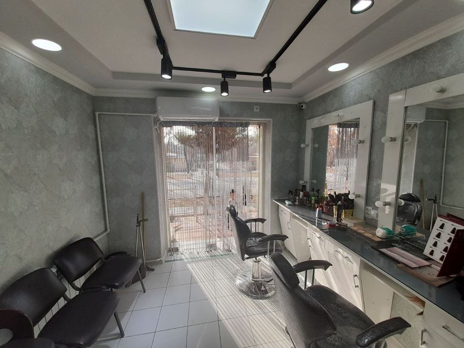 Офис продаётся свою