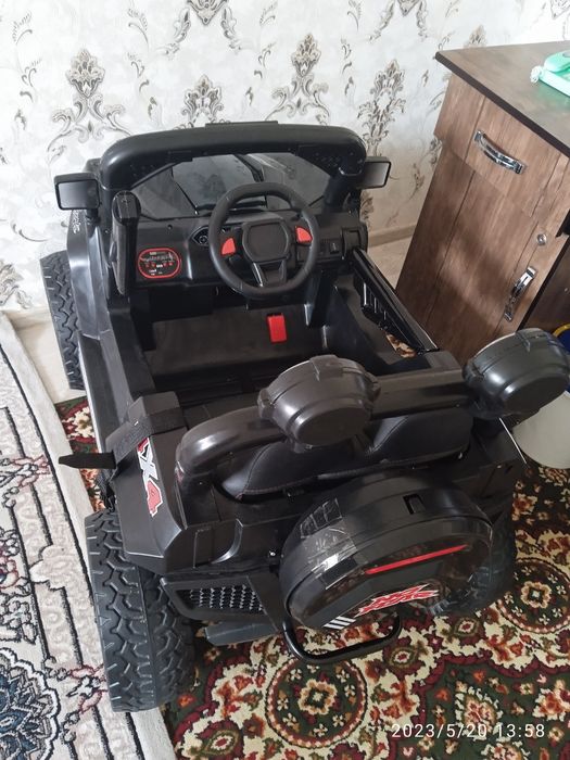 Прадаёотса Детская машина